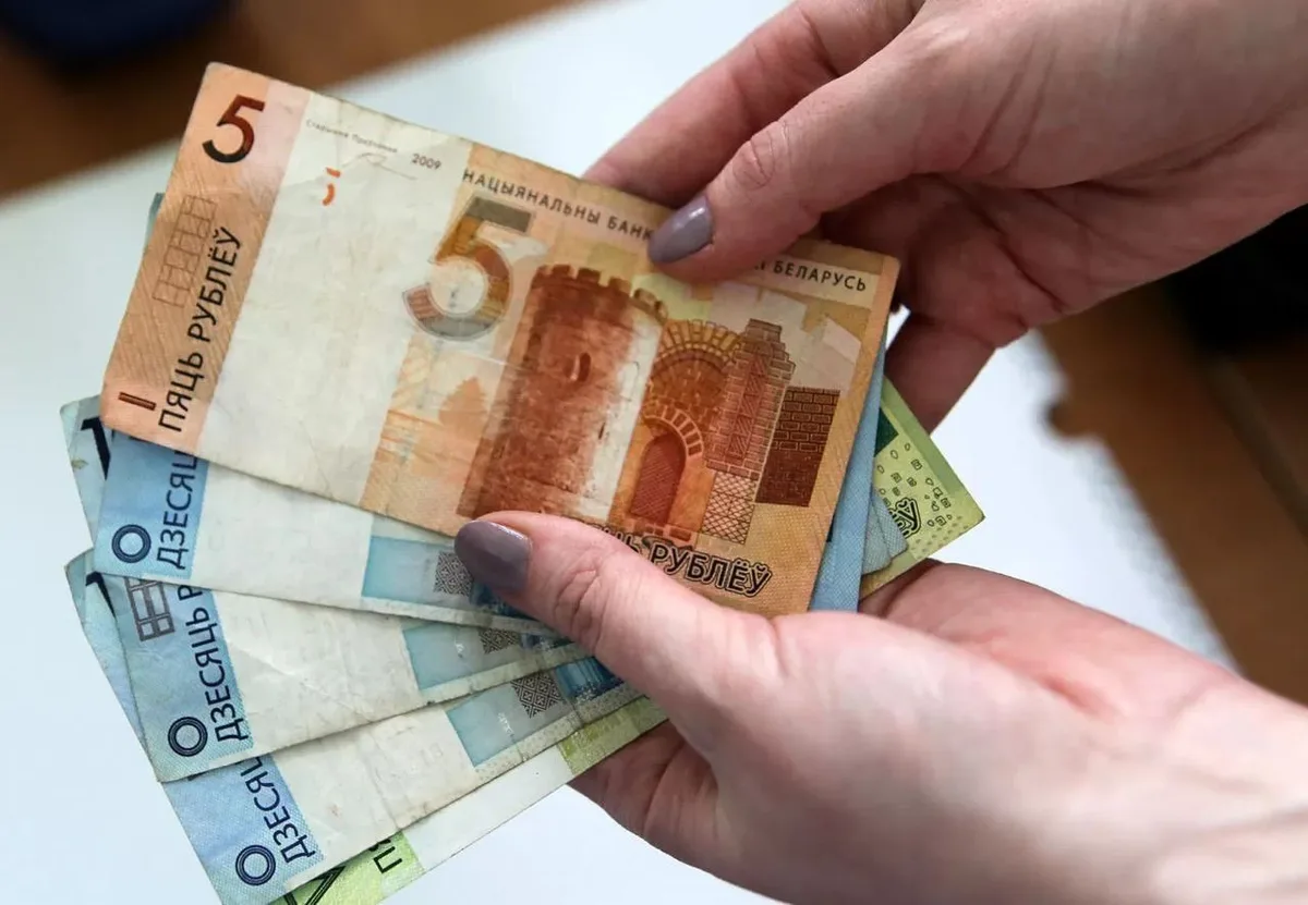 Изображение к материалу: На 8 $ повышена минимальная месячная заработная плата в Беларуси
