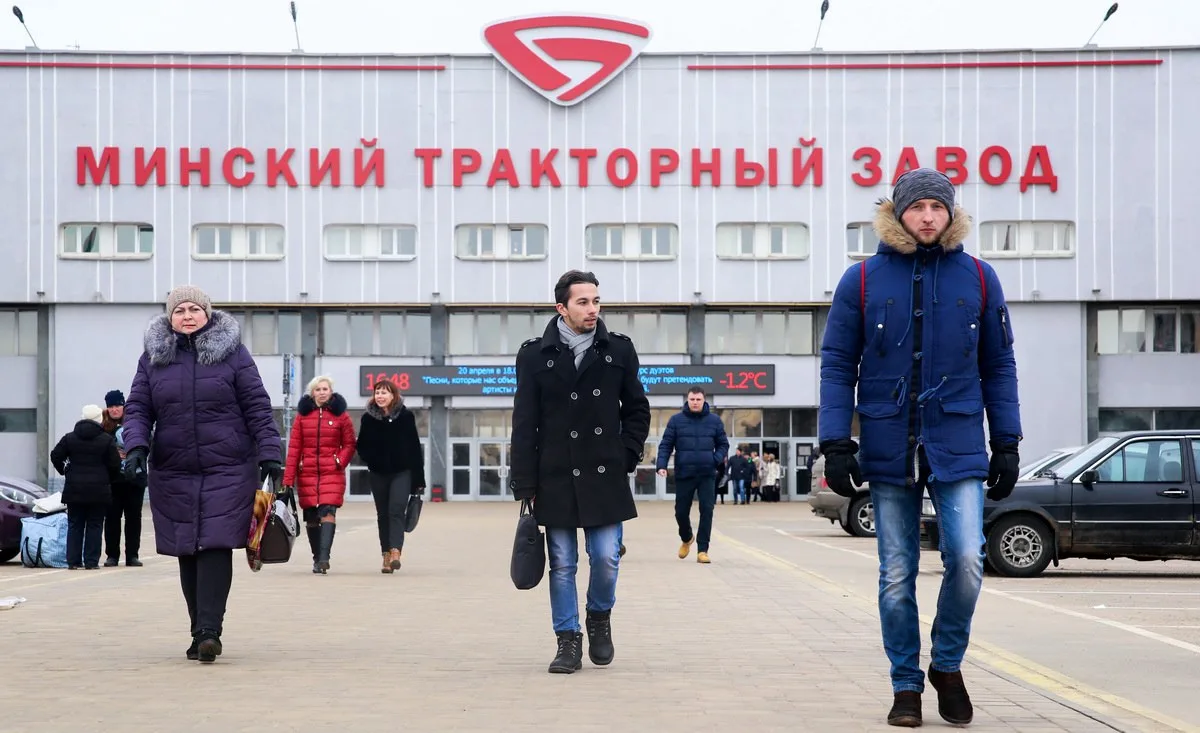 Изображение к материалу: Беларусские предприятия начали переходить на российский рабочий график?